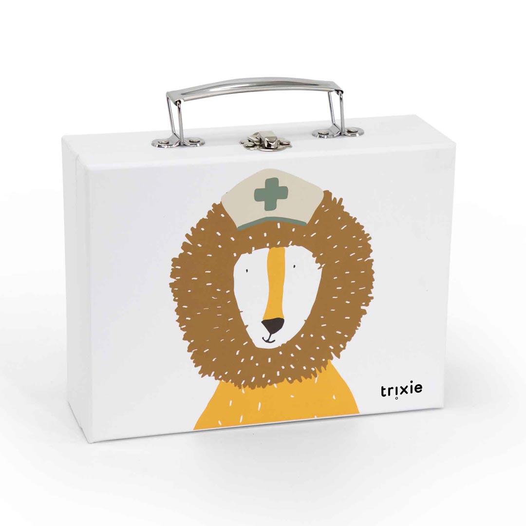 Wooden doctor set